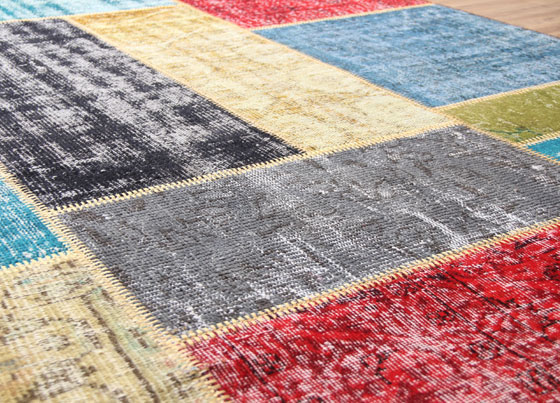 Standard Patchwork: The patchwork rug manufactured via cutting used traditional woolen handmade rugs (collected from different regions) into small pieces and combining them by hand workmanship