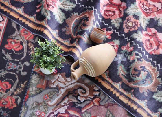 Antique: User-Friendly Washable Anti-Slippery Machine Made Carpets with Antique Designs